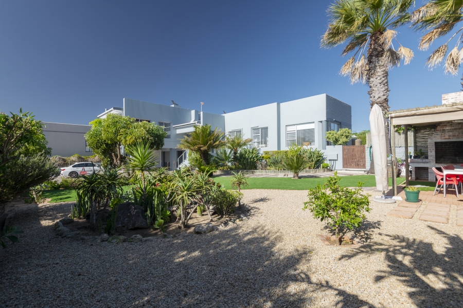 3 Bedroom Property for Sale in Myburgh Park Western Cape